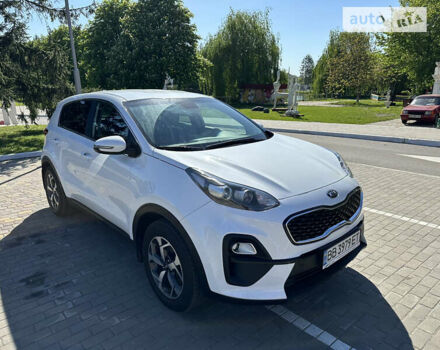 Белый Киа Sportage, объемом двигателя 1.6 л и пробегом 48 тыс. км за 18900 $, фото 70 на Automoto.ua