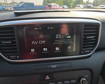 Білий Кіа Sportage, об'ємом двигуна 2.4 л та пробігом 43 тис. км за 13000 $, фото 10 на Automoto.ua