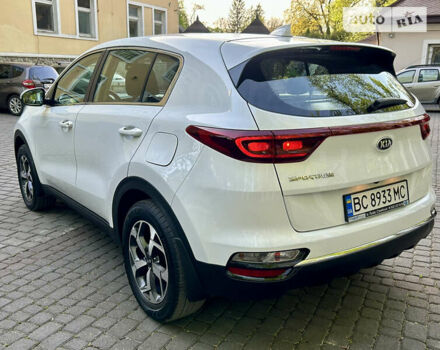 Белый Киа Sportage, объемом двигателя 1.59 л и пробегом 48 тыс. км за 18300 $, фото 8 на Automoto.ua