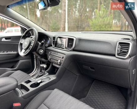 Белый Киа Sportage, объемом двигателя 1.6 л и пробегом 84 тыс. км за 19700 $, фото 47 на Automoto.ua