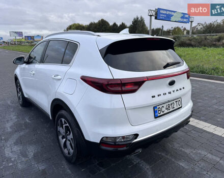 Білий Кіа Sportage, об'ємом двигуна 1.6 л та пробігом 49 тис. км за 18500 $, фото 8 на Automoto.ua
