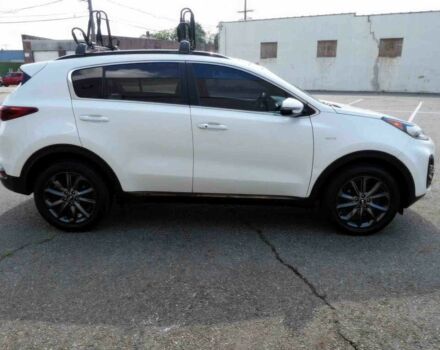 Белый Киа Sportage, объемом двигателя 2.4 л и пробегом 34 тыс. км за 10000 $, фото 3 на Automoto.ua