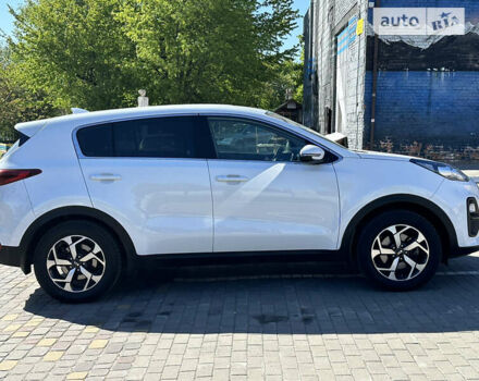 Білий Кіа Sportage, об'ємом двигуна 1.6 л та пробігом 48 тис. км за 18900 $, фото 27 на Automoto.ua