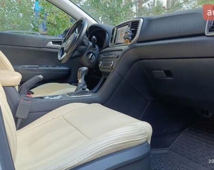 Білий Кіа Sportage, об'ємом двигуна 1.59 л та пробігом 50 тис. км за 19500 $, фото 36 на Automoto.ua