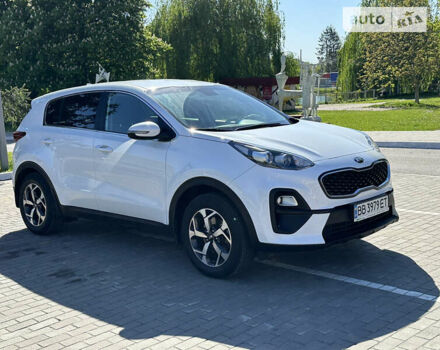 Білий Кіа Sportage, об'ємом двигуна 1.6 л та пробігом 48 тис. км за 18900 $, фото 4 на Automoto.ua