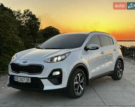 Білий Кіа Sportage, об'ємом двигуна 1.6 л та пробігом 90 тис. км за 23500 $, фото 4 на Automoto.ua