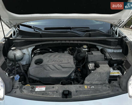 Білий Кіа Sportage, об'ємом двигуна 1.6 л та пробігом 90 тис. км за 23500 $, фото 21 на Automoto.ua