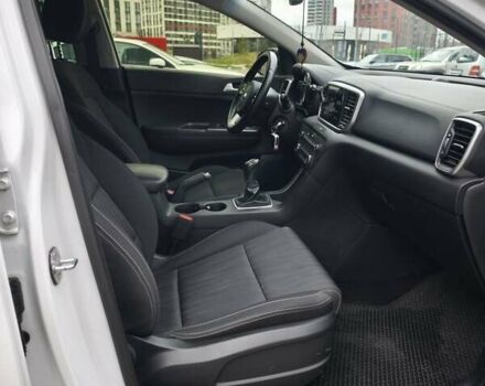 Киа Sportage 2020 в Киеве на Automoto.ua Белый Киа Sportage, объемом двигателя 1.59 л и пробегом 72 тыс. км за 17500 $, фото 10 на Automoto.ua