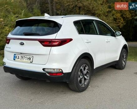 Киа Sportage 2021 в Киеве на Automoto.ua Белый Киа Sportage, объемом двигателя 1.59 л и пробегом 106 тыс. км за 18500 $, фото 9 на Automoto.ua