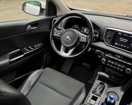 Білий Кіа Sportage, об'ємом двигуна 2 л та пробігом 103 тис. км за 23500 $, фото 13 на Automoto.ua