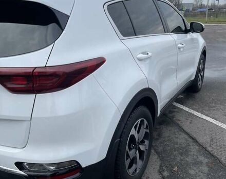 Білий Кіа Sportage, об'ємом двигуна 1.59 л та пробігом 115 тис. км за 16500 $, фото 15 на Automoto.ua