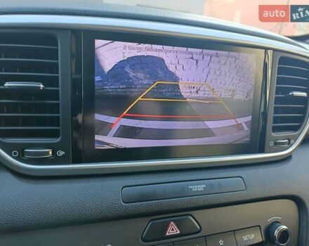 Білий Кіа Sportage, об'ємом двигуна 1.59 л та пробігом 115 тис. км за 16950 $, фото 36 на Automoto.ua