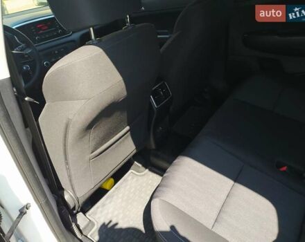 Белый Киа Sportage, объемом двигателя 1.59 л и пробегом 25 тыс. км за 21500 $, фото 23 на Automoto.ua