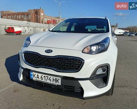 Білий Кіа Sportage, об'ємом двигуна 1.59 л та пробігом 115 тис. км за 16950 $, фото 1 на Automoto.ua