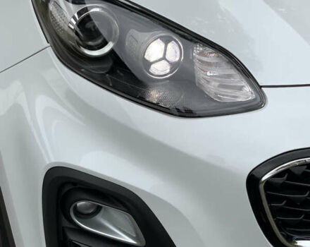 Киа Sportage 2021 в Киеве на Automoto.ua Белый Киа Sportage, объемом двигателя 1.59 л и пробегом 45 тыс. км за 19500 $, фото 6 на Automoto.ua
