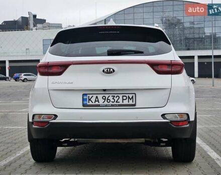 Киа Sportage 2021 в Киеве на Automoto.ua Белый Киа Sportage, объемом двигателя 1.59 л и пробегом 71 тыс. км за 19400 $, фото 3 на Automoto.ua