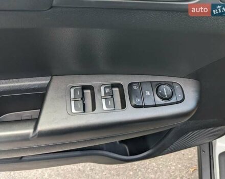 Белый Киа Sportage, объемом двигателя 1.59 л и пробегом 11 тыс. км за 22000 $, фото 20 на Automoto.ua