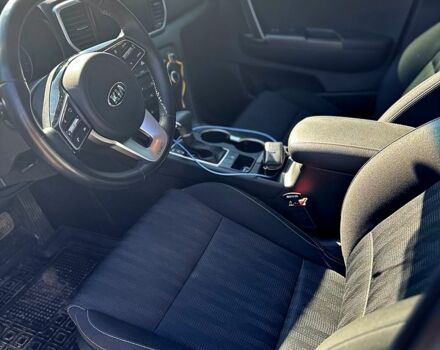 Белый Киа Sportage, объемом двигателя 1.6 л и пробегом 56 тыс. км за 20100 $, фото 6 на Automoto.ua