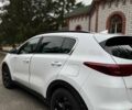 Білий Кіа Sportage, об'ємом двигуна 2 л та пробігом 103 тис. км за 23500 $, фото 5 на Automoto.ua