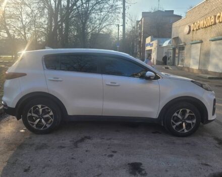 Білий Кіа Sportage, об'ємом двигуна 0 л та пробігом 200 тис. км за 17400 $, фото 3 на Automoto.ua