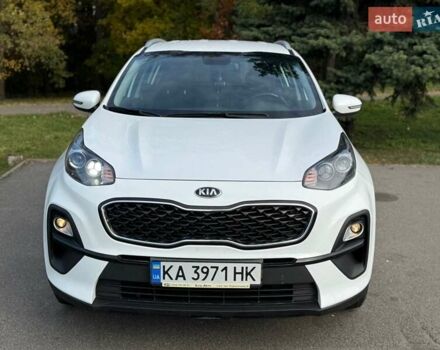 Киа Sportage 2021 в Киеве на Automoto.ua Белый Киа Sportage, объемом двигателя 1.59 л и пробегом 106 тыс. км за 18500 $, фото 3 на Automoto.ua