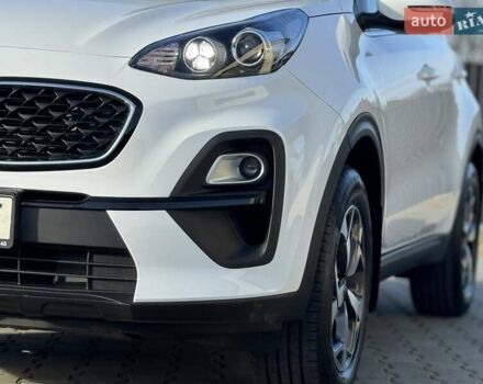 Білий Кіа Sportage, об'ємом двигуна 1.59 л та пробігом 95 тис. км за 19500 $, фото 10 на Automoto.ua
