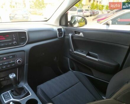 Белый Киа Sportage, объемом двигателя 1.59 л и пробегом 25 тыс. км за 21500 $, фото 17 на Automoto.ua