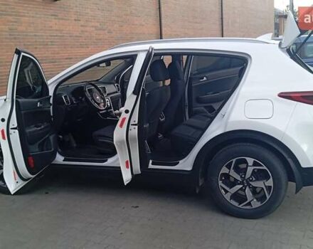 Белый Киа Sportage, объемом двигателя 1.6 л и пробегом 34 тыс. км за 21700 $, фото 38 на Automoto.ua