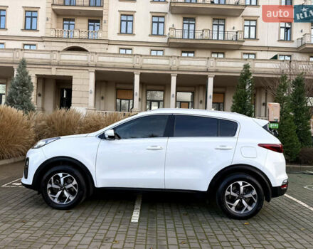 Белый Киа Sportage, объемом двигателя 1.6 л и пробегом 35 тыс. км за 20300 $, фото 7 на Automoto.ua