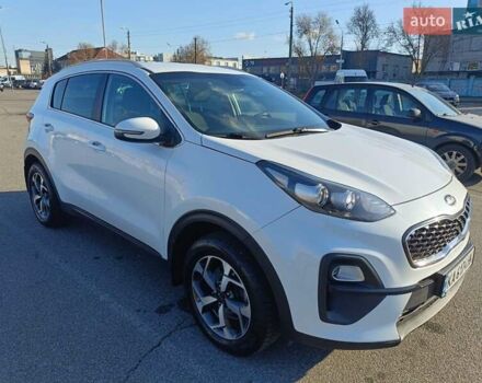 Білий Кіа Sportage, об'ємом двигуна 1.59 л та пробігом 115 тис. км за 16950 $, фото 37 на Automoto.ua