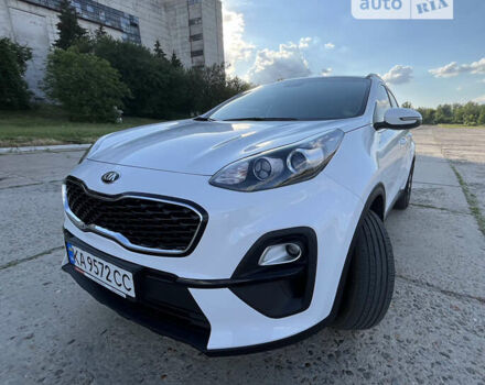 Білий Кіа Sportage, об'ємом двигуна 1.6 л та пробігом 45 тис. км за 23500 $, фото 4 на Automoto.ua