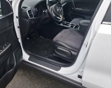 Белый Киа Sportage, объемом двигателя 1.59 л и пробегом 63 тыс. км за 19300 $, фото 9 на Automoto.ua