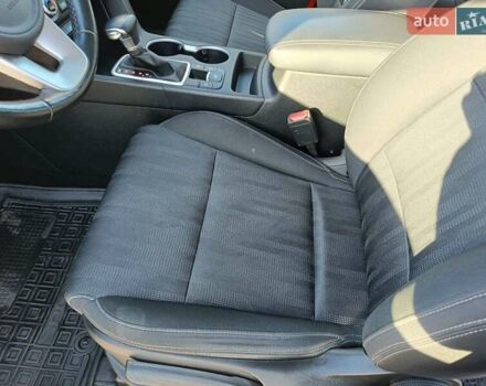 Білий Кіа Sportage, об'ємом двигуна 1.59 л та пробігом 115 тис. км за 16950 $, фото 15 на Automoto.ua