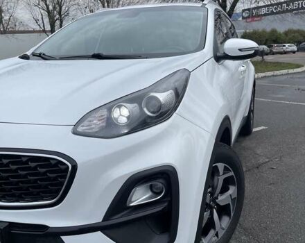 Білий Кіа Sportage, об'ємом двигуна 1.59 л та пробігом 115 тис. км за 16500 $, фото 9 на Automoto.ua