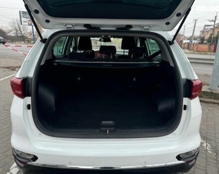 Белый Киа Sportage, объемом двигателя 0 л и пробегом 55 тыс. км за 20300 $, фото 7 на Automoto.ua