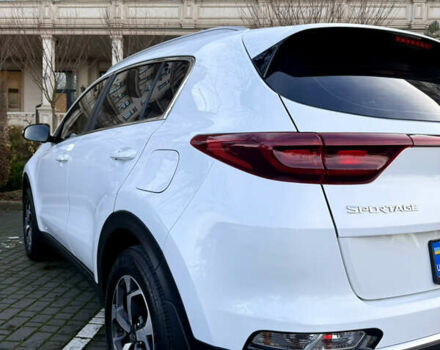 Белый Киа Sportage, объемом двигателя 1.6 л и пробегом 35 тыс. км за 20300 $, фото 15 на Automoto.ua