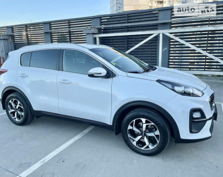 Білий Кіа Sportage, об'ємом двигуна 1.59 л та пробігом 30 тис. км за 21900 $, фото 8 на Automoto.ua