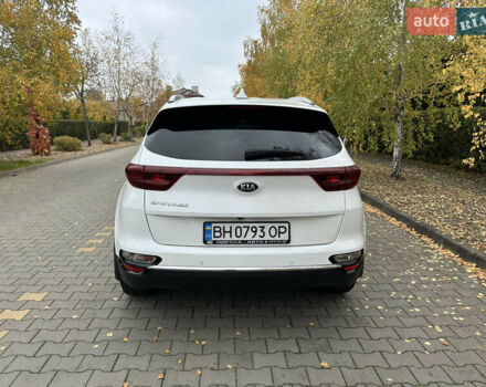 Киа Sportage 2021 в Одессе на Automoto.ua Белый Киа Sportage, объемом двигателя 1.59 л и пробегом 51 тыс. км за 19900 $, фото 3 на Automoto.ua