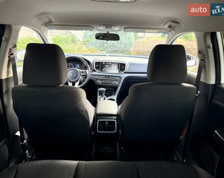 Белый Киа Sportage, объемом двигателя 1.6 л и пробегом 35 тыс. км за 20300 $, фото 29 на Automoto.ua