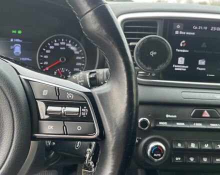 Білий Кіа Sportage, об'ємом двигуна 1.59 л та пробігом 115 тис. км за 16500 $, фото 22 на Automoto.ua