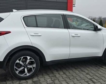 Білий Кіа Sportage, об'ємом двигуна 1.6 л та пробігом 131 тис. км за 13950 $, фото 7 на Automoto.ua