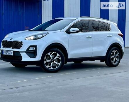 Білий Кіа Sportage, об'ємом двигуна 1.59 л та пробігом 10 тис. км за 19900 $, фото 10 на Automoto.ua