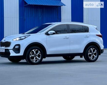 Білий Кіа Sportage, об'ємом двигуна 1.59 л та пробігом 10 тис. км за 19900 $, фото 27 на Automoto.ua