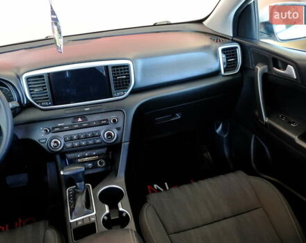 Белый Киа Sportage, объемом двигателя 1.6 л и пробегом 50 тыс. км за 17500 $, фото 42 на Automoto.ua