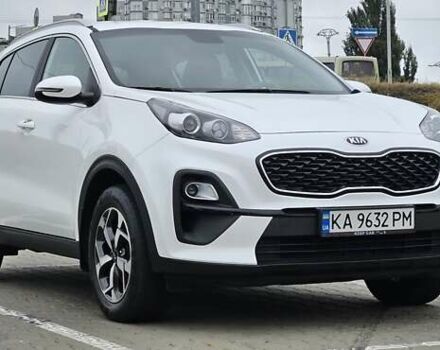 Киа Sportage 2021 в Киеве на Automoto.ua Белый Киа Sportage, объемом двигателя 1.59 л и пробегом 71 тыс. км за 19400 $, фото 24 на Automoto.ua