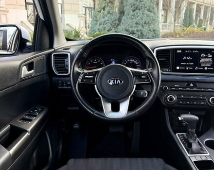 Белый Киа Sportage, объемом двигателя 1.6 л и пробегом 35 тыс. км за 20300 $, фото 20 на Automoto.ua