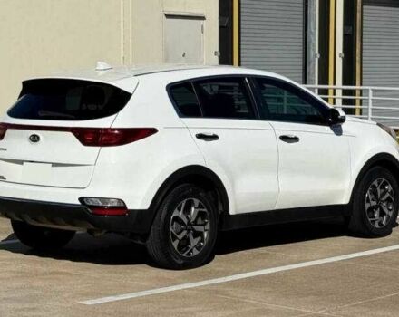 Белый Киа Sportage, объемом двигателя 2.4 л и пробегом 34 тыс. км за 4300 $, фото 2 на Automoto.ua