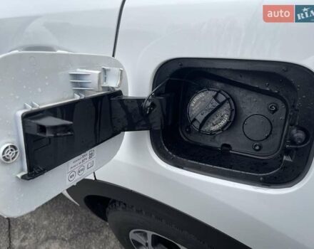 Білий Кіа Sportage, об'ємом двигуна 1.59 л та пробігом 115 тис. км за 16500 $, фото 33 на Automoto.ua