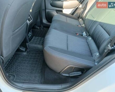 Білий Кіа Sportage, об'ємом двигуна 1.59 л та пробігом 115 тис. км за 16950 $, фото 16 на Automoto.ua