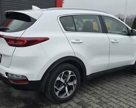 Білий Кіа Sportage, об'ємом двигуна 1.6 л та пробігом 131 тис. км за 13950 $, фото 6 на Automoto.ua